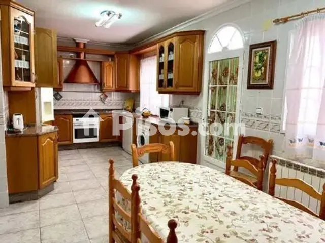 Casa en venta en Plaza de Toros-La Guija-Santa María-Ciudad Jardín-Los Rosales