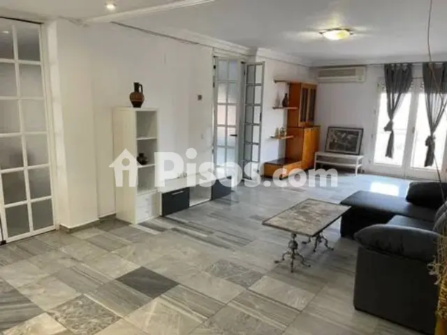 Piso en venta en Plaza de Toros-La Guija-Santa María-Ciudad Jardín-Los Rosales