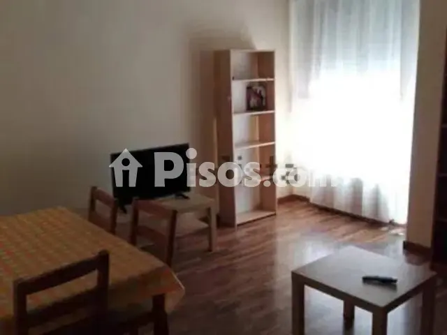 Piso en venta en Calle Calle Don Calixto Royo No Number