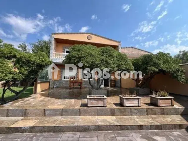 Chalet en venta en Casetas-Garrapinillos-Monzalbarba, Casetas-Garrapinillos-Monzalbarba (Zaragoza Capital) de 300.000 €