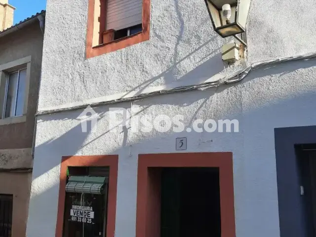 Chalet en venta en Calle Coro, Garrovillas de Alconétar de 15.000 €