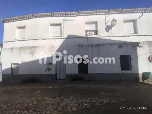 Chalet en venta en Plaza Cura, Garrovillas de Alconétar de 80.000 €