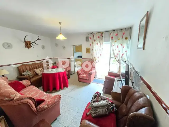 Chalet en venta en Calle Iglesia, Aliseda de 59.900 €