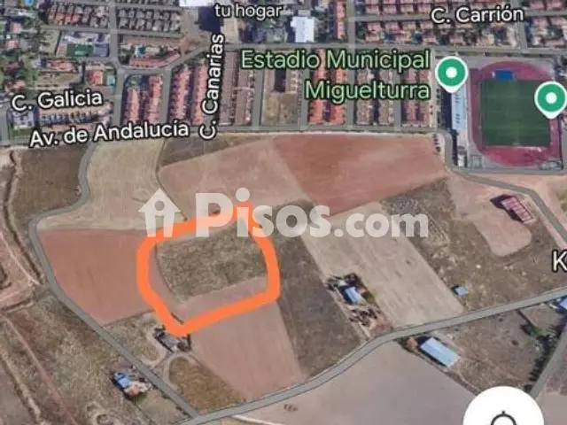 Terreno en venta en Avenida de Andalucía