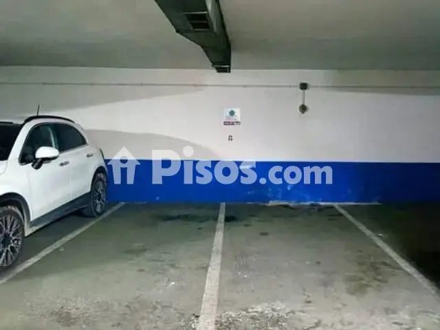 Garaje en venta en Calle del Prado