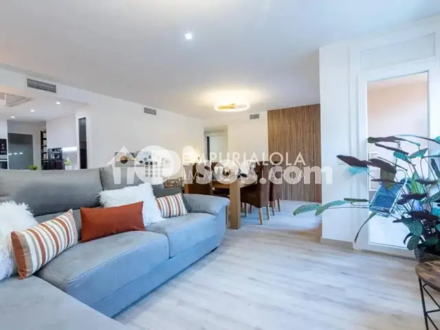 Piso en venta en Carrer de Madrid, Centre (Roses) de 295.000 €