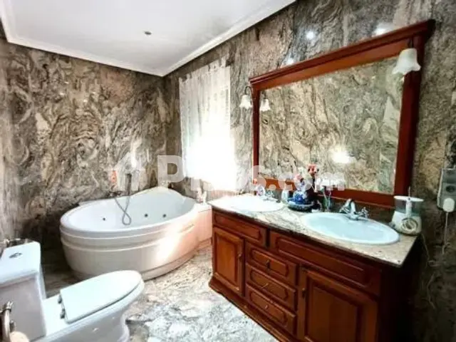 Casa en venta en Plaza de Toros-La Guija-Santa María-Ciudad Jardín-Los Rosales