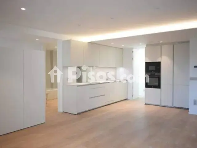 Piso en venta en Calle de Cobián Roffignac, Zona Praza de Barcelos (Pontevedra Capital) de 375.000 €