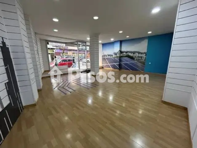 Local comercial en venta en Calle de Calatrava
