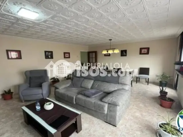 Piso en venta en Plaça de Pep Ventura, Centre (Roses) de 199.500 €