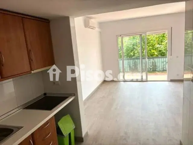 Piso en venta en Calle Paseo Gregal-Pj Tipic No Number, Castelló d'Empúries de 160.000 €