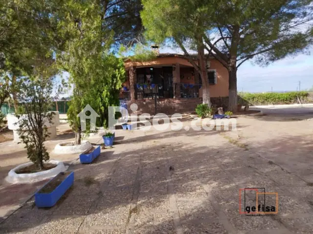 Chalet en venta en Valdepeñas