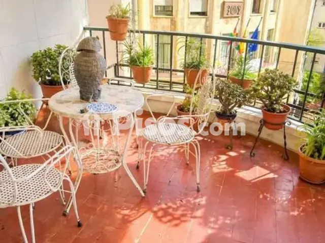 Piso en venta en Avenida de Alfonso X 'El Sabio'