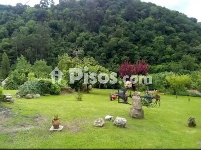 Casa rústica en venta en San Vicente de Toranzo, San Vicente de Toranzo (Corvera de Toranzo) de 63.000 €