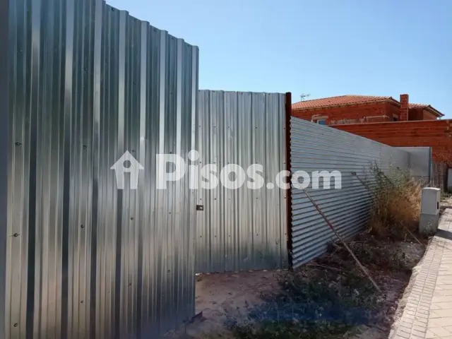 Terreno en venta en Calle de Camilo José Cela