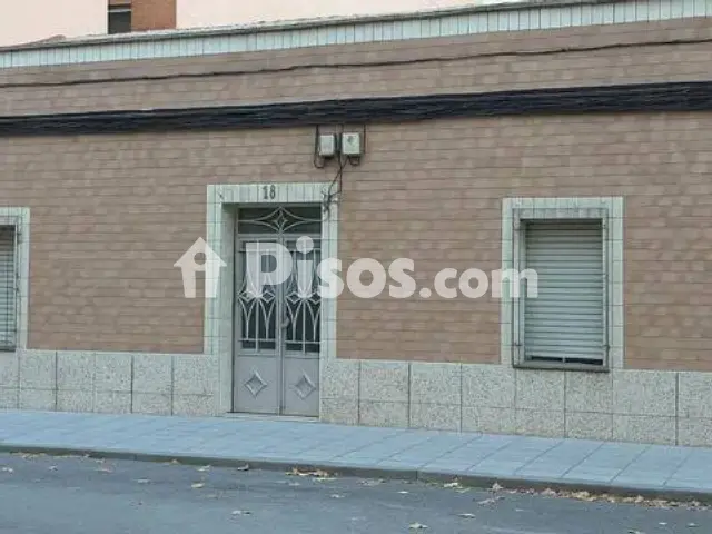 Casa adosada en venta en Centro