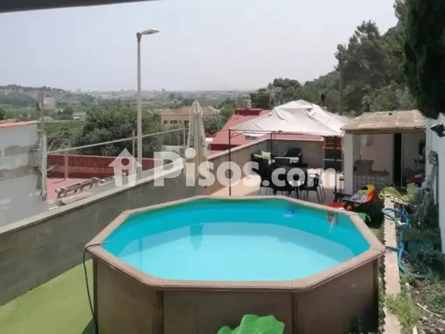 Chalet en venta en Carrer Molló, Santa Anna-Urbanitzacions (Gandia) de 170.000 €
