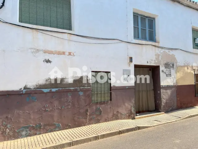 Chalet en venta en Herencia
