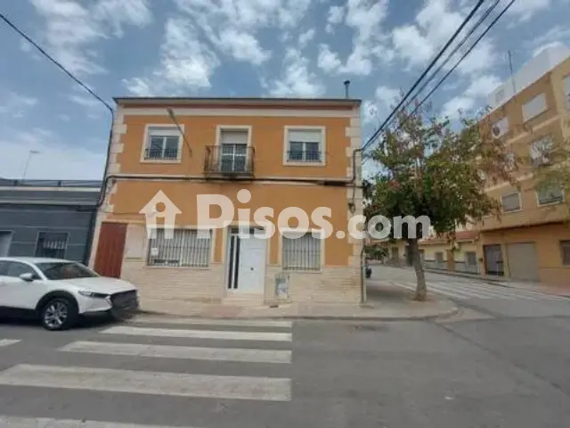 Casa rústica en alquiler en Monforte del Cid, Monforte del Cid de 750 €<span>/mes</span>