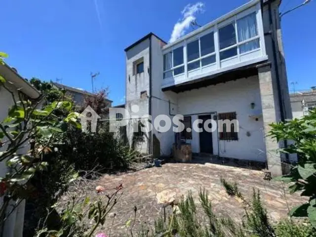 Chalet en venta en Avenida Alfonso XIII, cerca de Calle del Campo, Bóveda de 105.000 €