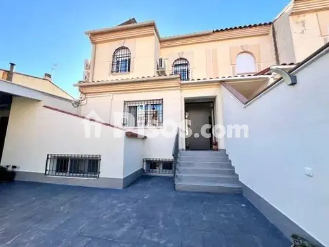 Casa en venta en Plaza de Toros-La Guija-Santa María-Ciudad Jardín-Los Rosales