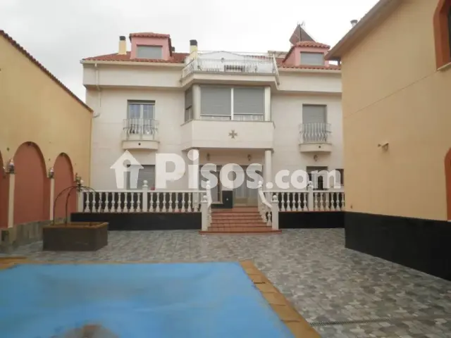 Chalet en venta en Alcázar de San Juan