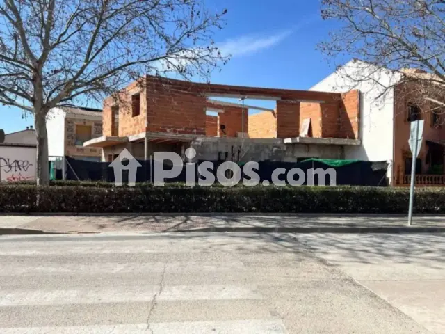 Chalet en venta en Herencia