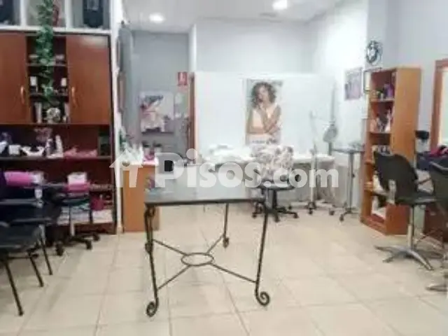 Local comercial en venta en Tomelloso