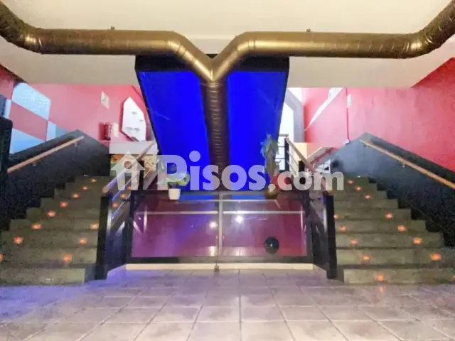 Edificio en venta en Calle del Pintor López Torres