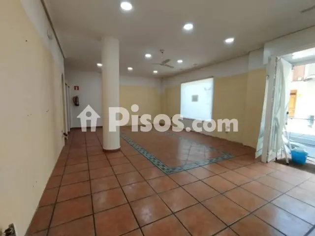 Local comercial en venta en Tomelloso
