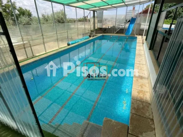 Casa rústica en venta en Valdepeñas