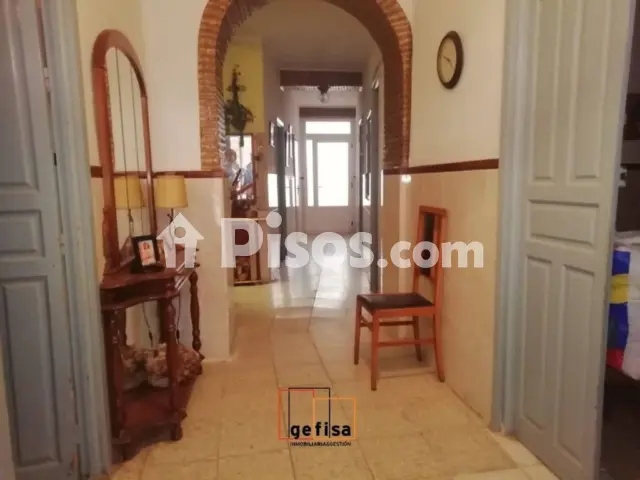 Casa adosada en venta en Valdepeñas