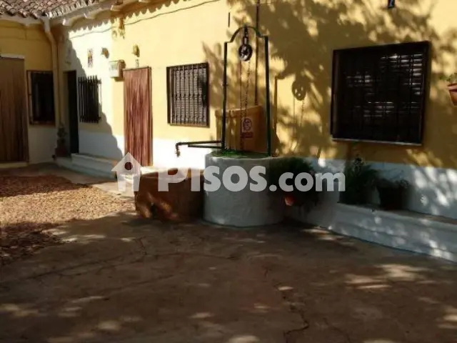 Chalet en venta en Valdepeñas