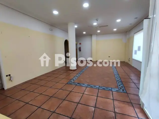 Local comercial en venta en Tomelloso