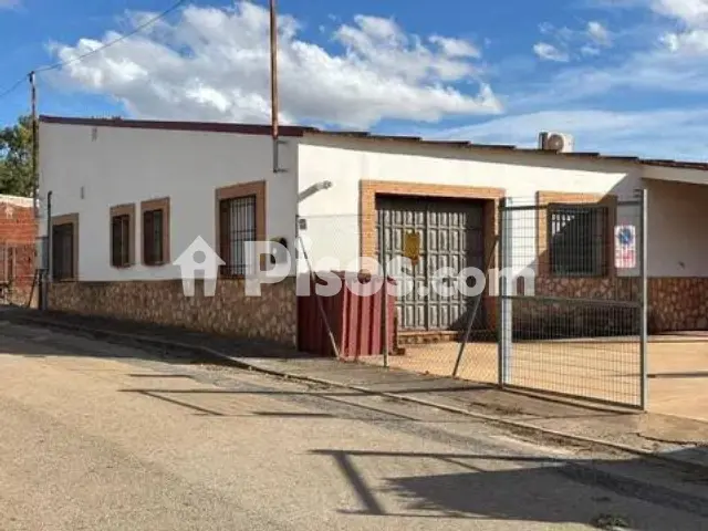 Local comercial en venta en Calle Calle Valle de los Molinos C No Number