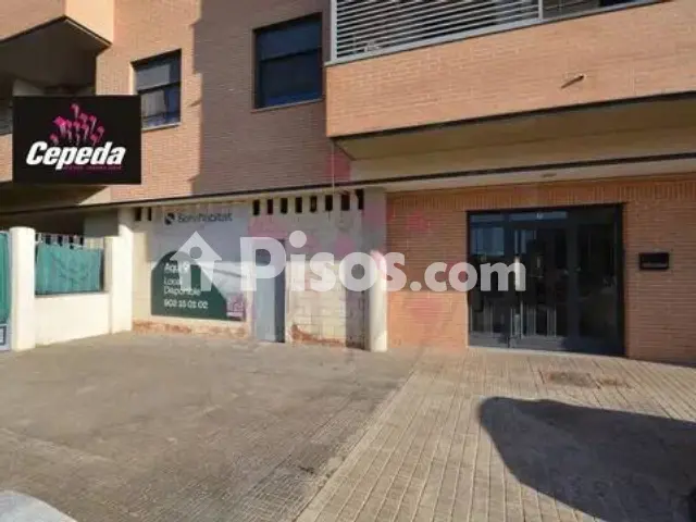 Local comercial en venta en Calle Miguel Servet