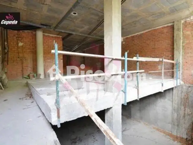 Local comercial en venta en Plazuela de Trillo