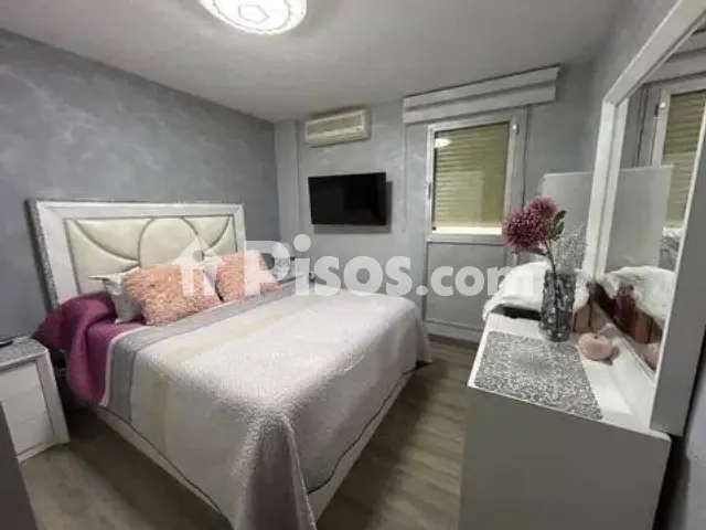 Piso en venta en Avenida del Descubrimiento de América