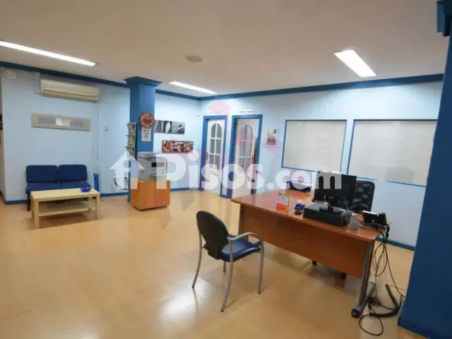 Local comercial en venta en Calle de Postas