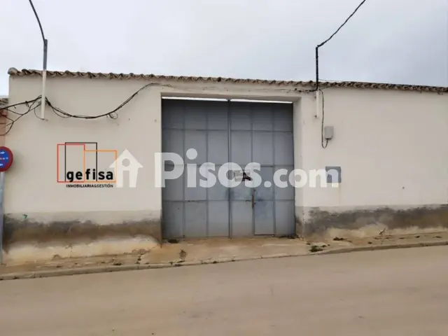 Terreno en venta en Valdepeñas