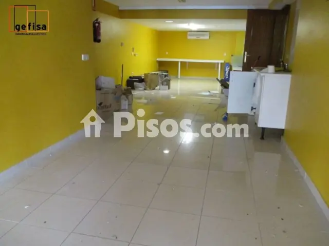 Local comercial en venta en Valdepeñas