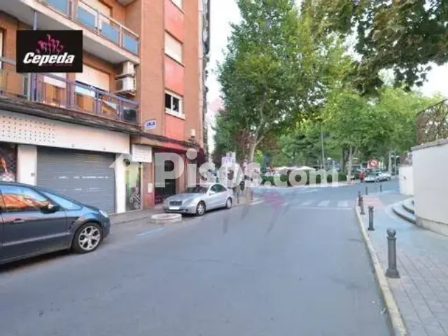 Local comercial en venta en Calle de San Francisco