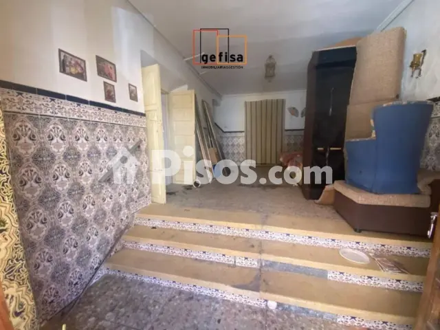 Casa adosada en venta en Valdepeñas