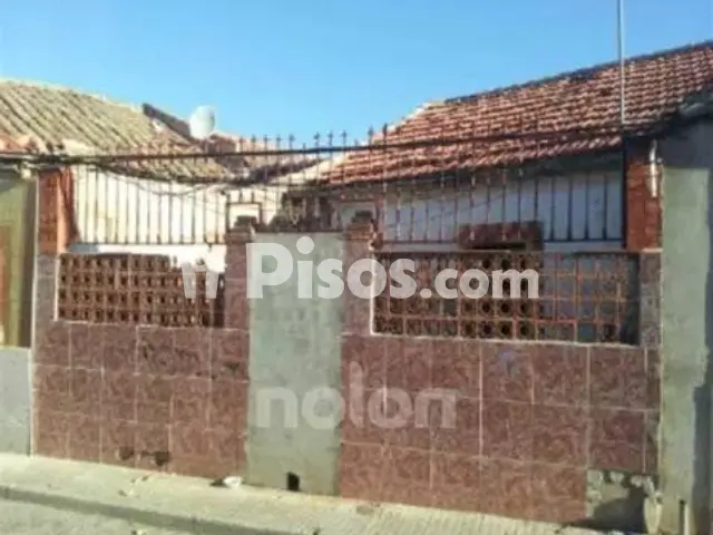 Casa adosada en venta en Cañamares-Libertad