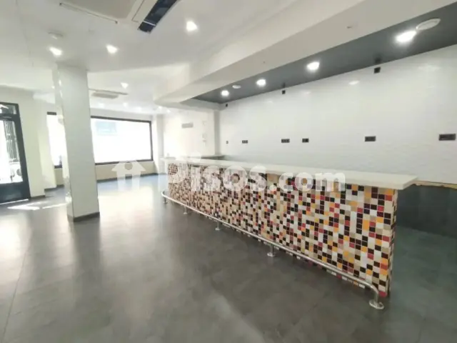 Local comercial en venta en Tomelloso