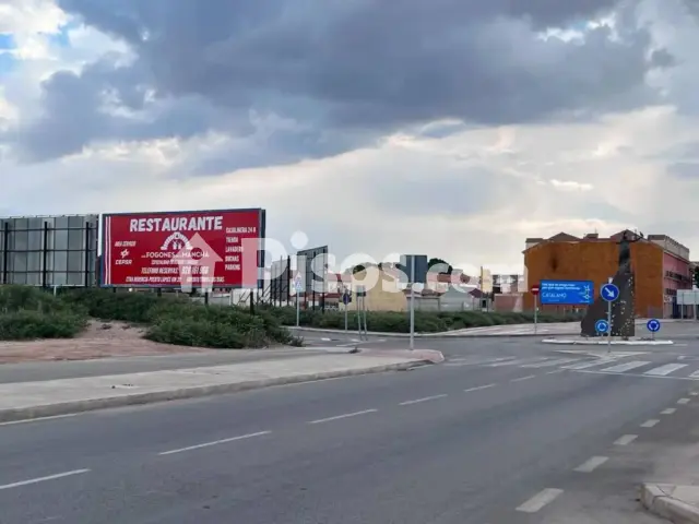 Terreno en venta en Calle Parque