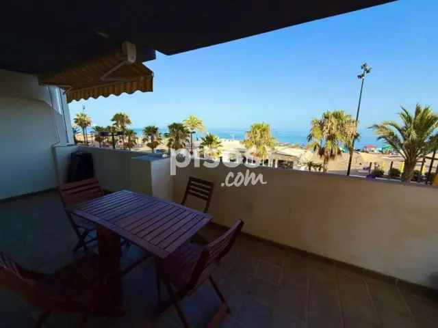 Piso en alquiler en Calle Juan Balbuena Marfil, Las Gaviotas-Carvajal (Fuengirola) de 1.300 €<span>/mes</span>