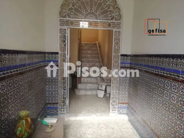 Casa adosada en venta en Valdepeñas