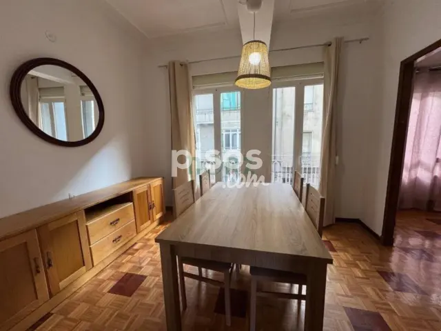 Piso en alquiler en Casco Vello, Casco Vello (Ourense Capital) de 1.200 €<span>/mes</span>