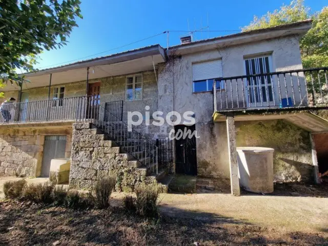 Casa rústica en venta en O Irixo (Estacion, A), O Irixo (Estacion, A) de 84.989 €